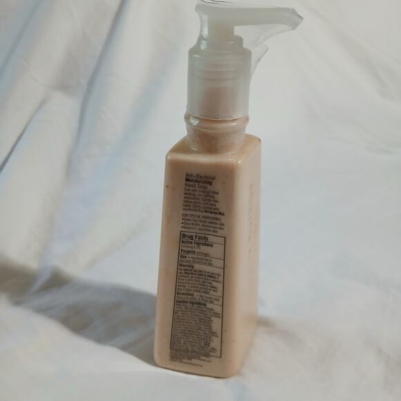 Bath & Body Works Nectarine Mint anti-bact Moisturizing hand soap DISCONTINUED - Picture 10 of 10